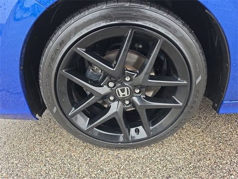 Used 2022 Honda Civic Sport image 17