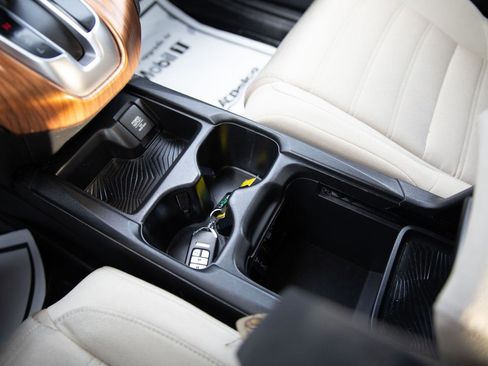 Used 2019 Honda CR-V EX image 17