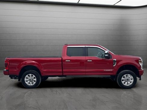 Used 2022 Ford F350 Platinum w/ FX4 Off-Road Package image 3