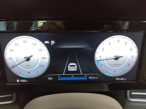 Used 2022 Hyundai Elantra SEL w/ Convenience Package FWD image 23