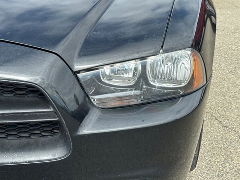 Used 2014 Dodge Charger SE RWD image 14