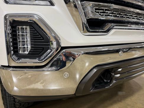 Used 2020 GMC Sierra 1500 SLT image 26