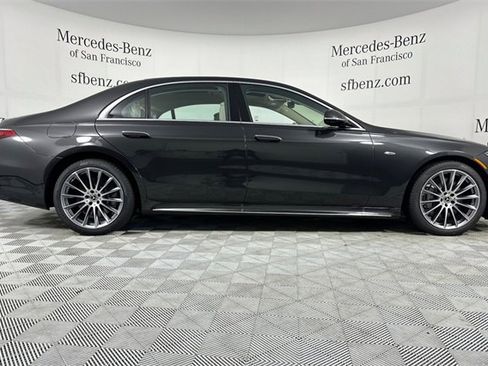 New 2026 Mercedes-Benz S 580e 4MATIC Sedan image 3