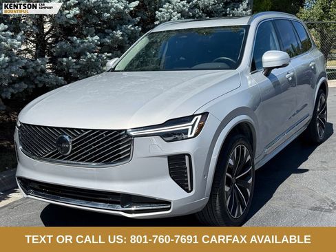 Used 2025 Volvo XC90 B6 Plus AWD/4WD image 3