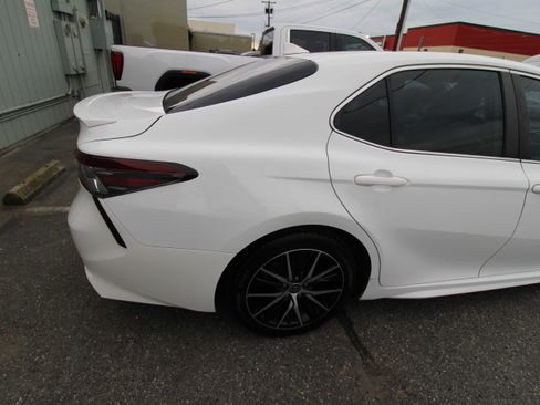 Used 2023 Toyota Camry SE image 34