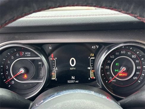 Used 2019 Jeep Wrangler Unlimited Rubicon w/ Steel Bumper Group image 29