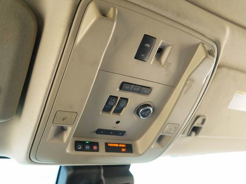 Used 2020 Cadillac Escalade Luxury image 29