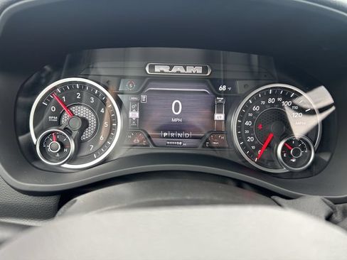 New 2026 RAM 2500 Big Horn AWD/4WD image 14
