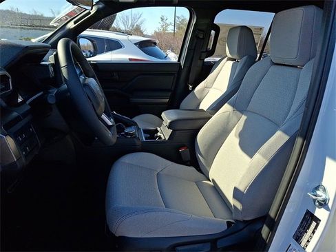 New 2026 Toyota 4Runner SR5 image 6