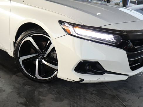 Used 2022 Honda Accord Sport image 4