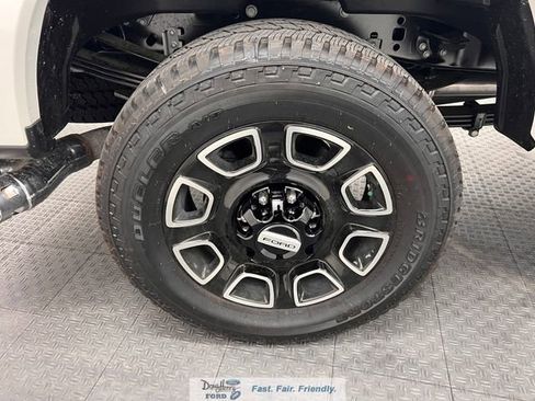New 2026 Ford F250 Platinum AWD/4WD image 15