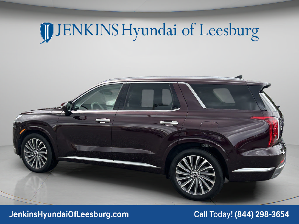 Certified 2024 Hyundai Palisade Calligraphy FWD image 8
