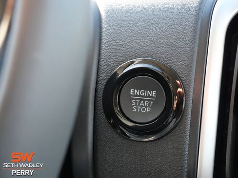 New 2025 Ford Expedition Active image 18