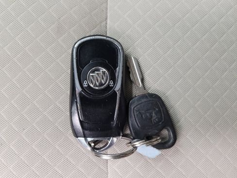 Used 2017 Buick Encore Preferred FWD image 32