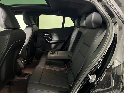 Used 2025 BMW X2 xDrive28i w/ Convenience Package image 14