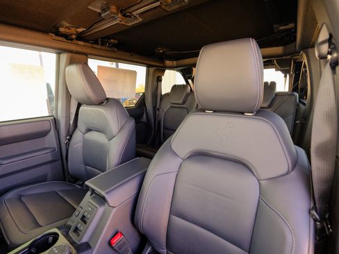 New 2025 Ford Bronco Outer Banks image 33