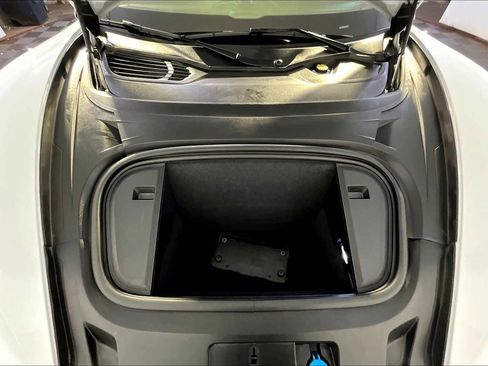 Used 2020 Porsche Taycan Turbo image 29