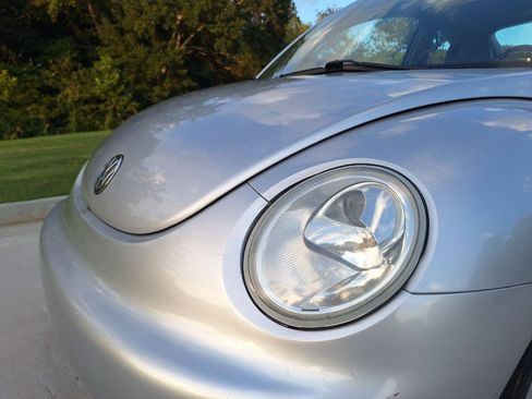Used 2001 Volkswagen Beetle GLX FWD image 25