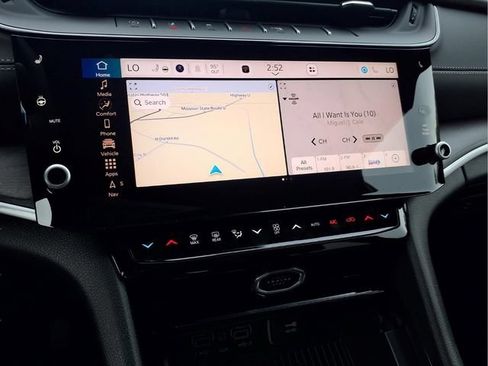 New 2026 Jeep Grand Cherokee Altitude AWD/4WD image 23