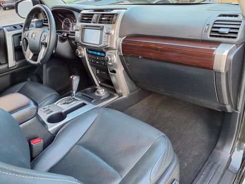 Used 2016 Toyota 4Runner Limited image 8