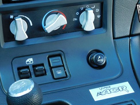 Used 1999 Dodge Viper GTS image 17