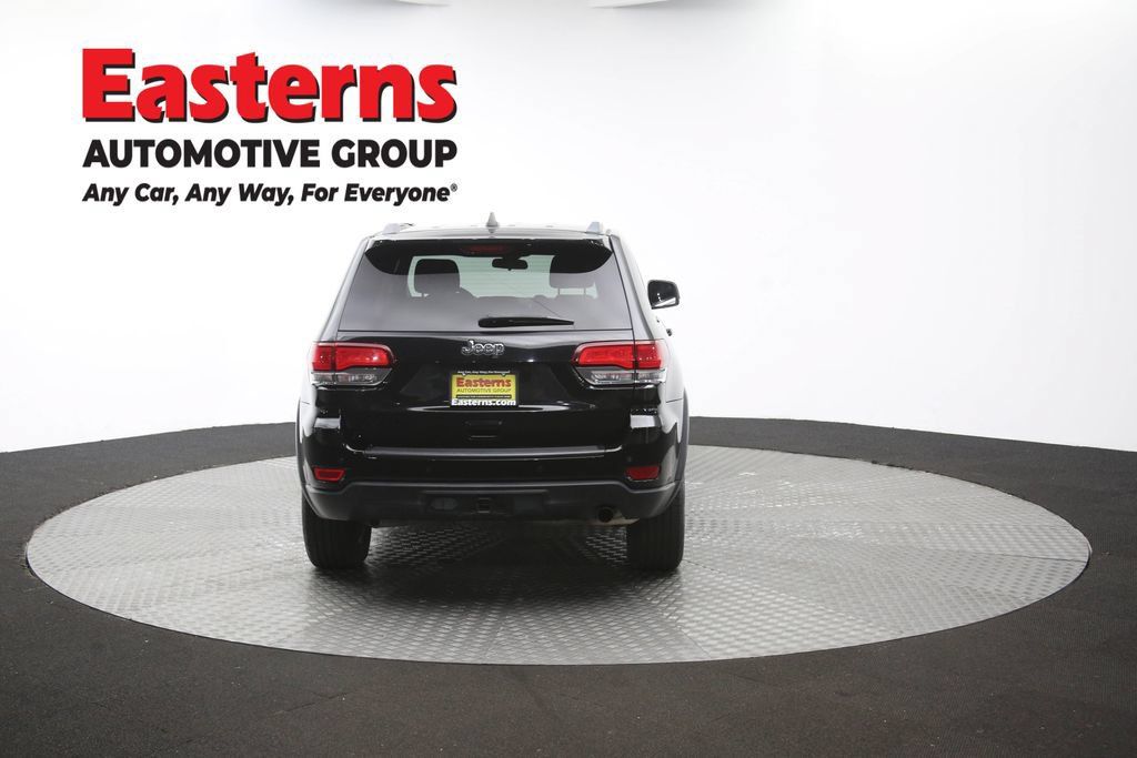 Used 2021 Jeep Grand Cherokee Laredo AWD/4WD image 40