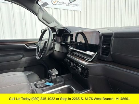Used 2023 Chevrolet Silverado 1500 LT AWD/4WD image 36