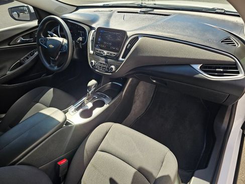 Used 2024 Chevrolet Malibu LT FWD image 15