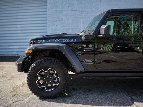 Used 2023 Jeep Wrangler Unlimited Rubicon 4xe w/ Steel Bumper Group image 11