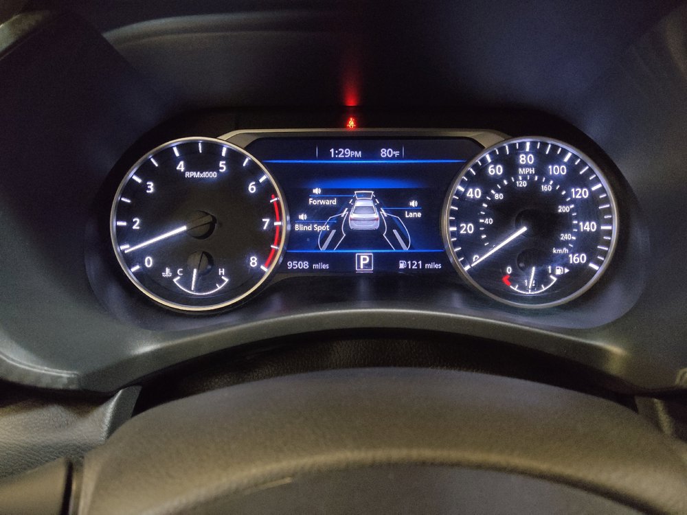 Used 2025 Nissan Sentra SV FWD image 23