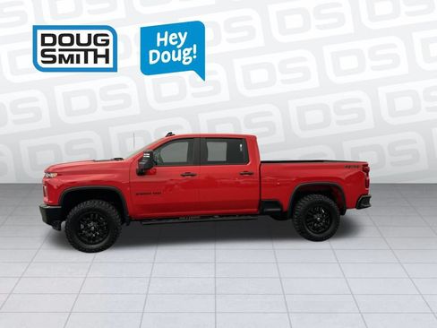 Used 2023 Chevrolet Silverado 2500 Custom w/ Custom Value Package AWD/4WD image 2