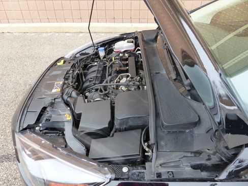 Used 2016 Ford Focus SE w/ Equipment Group 201A image 15