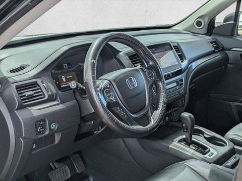 Used 2017 Honda Pilot EX-L image 10