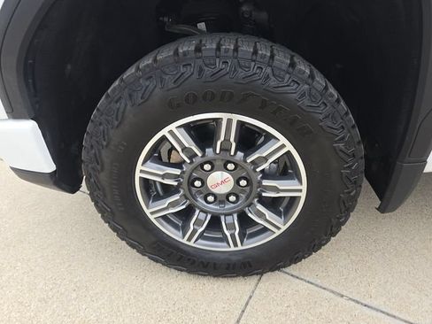 Used 2025 GMC Sierra 1500 AT4 AWD/4WD image 31