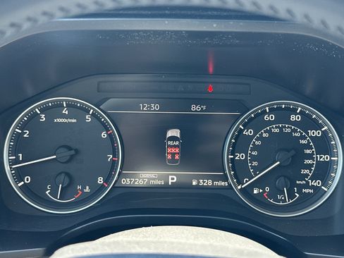 Used 2025 Mitsubishi Outlander AWD image 23