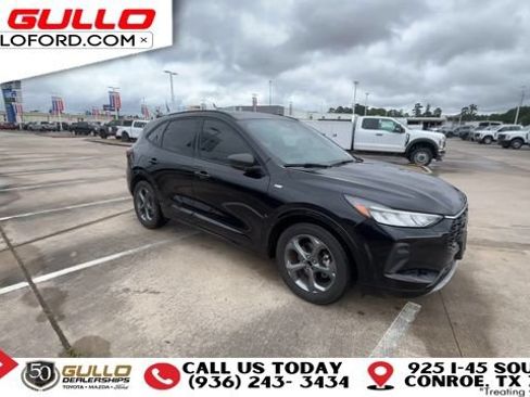 Used 2023 Ford Escape ST-Line w/ Tech Pack #1 FWD image 2