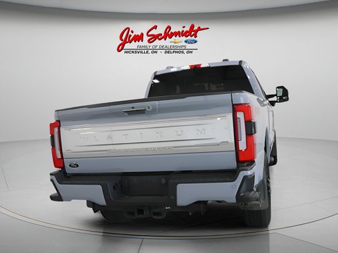 Used 2024 Ford F250 Platinum AWD/4WD image 4
