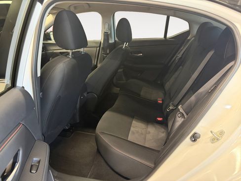 Used 2025 Nissan Sentra SR FWD image 23
