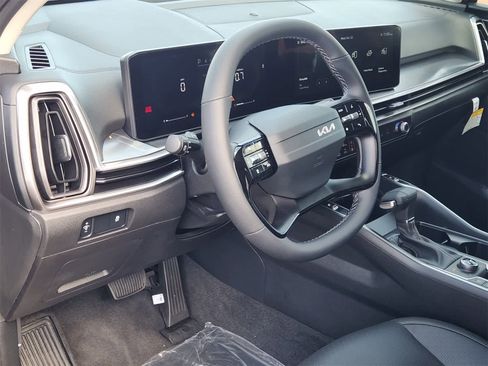 New 2026 Kia Sorento S image 2