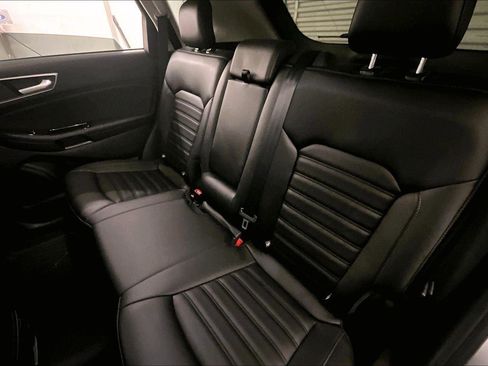 Used 2020 Ford Edge SEL w/ Convenience Package image 25