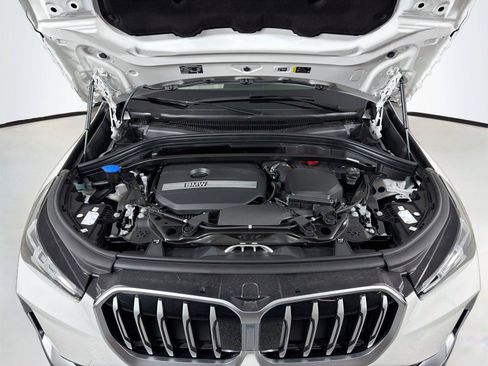 New 2027 BMW X1 xDrive28i AWD/4WD image 30