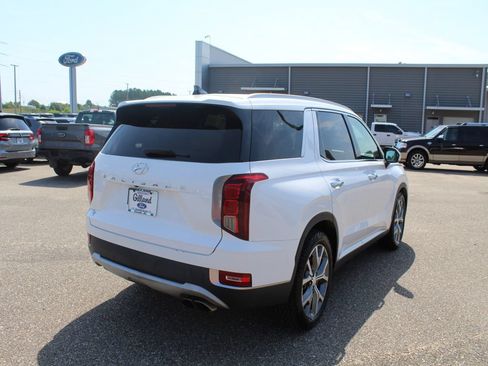Used 2021 Hyundai Palisade SEL w/ Premium Package FWD image 4