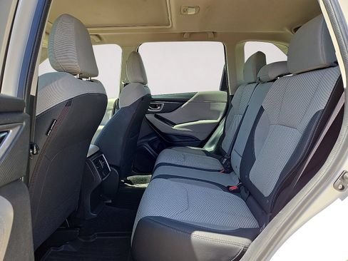 Used 2022 Subaru Forester Premium AWD/4WD image 14