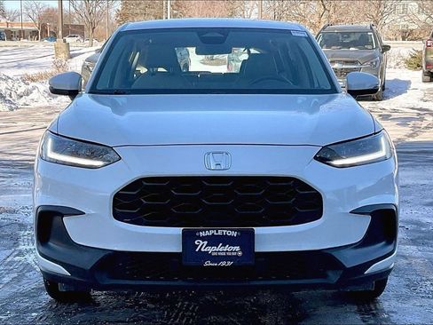 Used 2023 Honda HR-V LX image 2