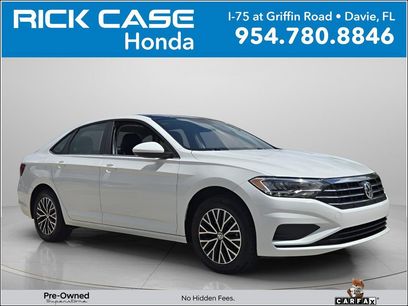 Used 2021 Volkswagen Jetta SE w/ SE Cold Weather Package