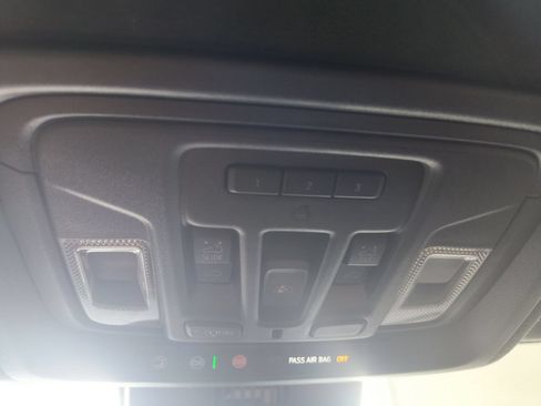 Used 2025 GMC Sierra 2500 Denali Ultimate AWD/4WD image 23