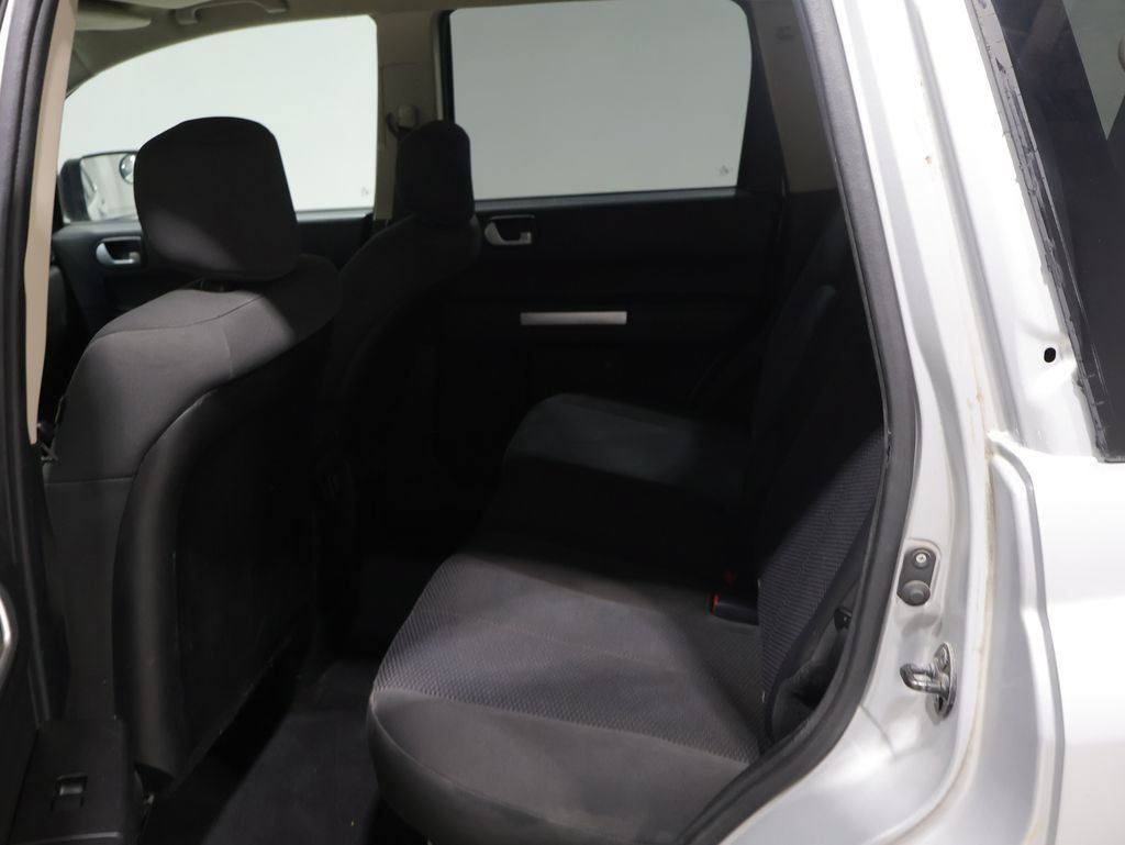 Used 2008 Mitsubishi Endeavor LS AWD/4WD image 7