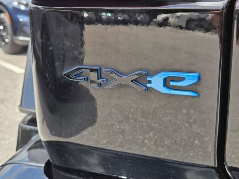 Used 2022 Jeep Wrangler Unlimited Sahara AWD/4WD image 15