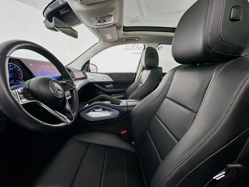 Used 2024 Mercedes-Benz GLE 350 4MATIC w/ AMG Line Exterior image 20