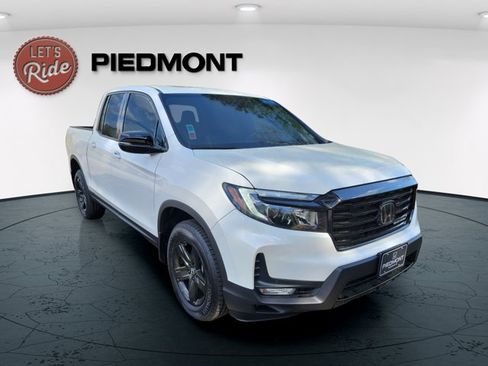 Certified 2023 Honda Ridgeline Black Edition image 5